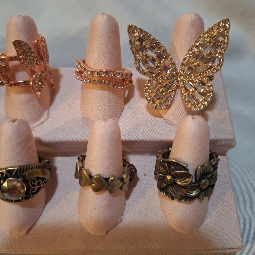 Paparazzi Women's Rings Butterflies Mixed Colors Lot of 12 - Picture 2 of 3